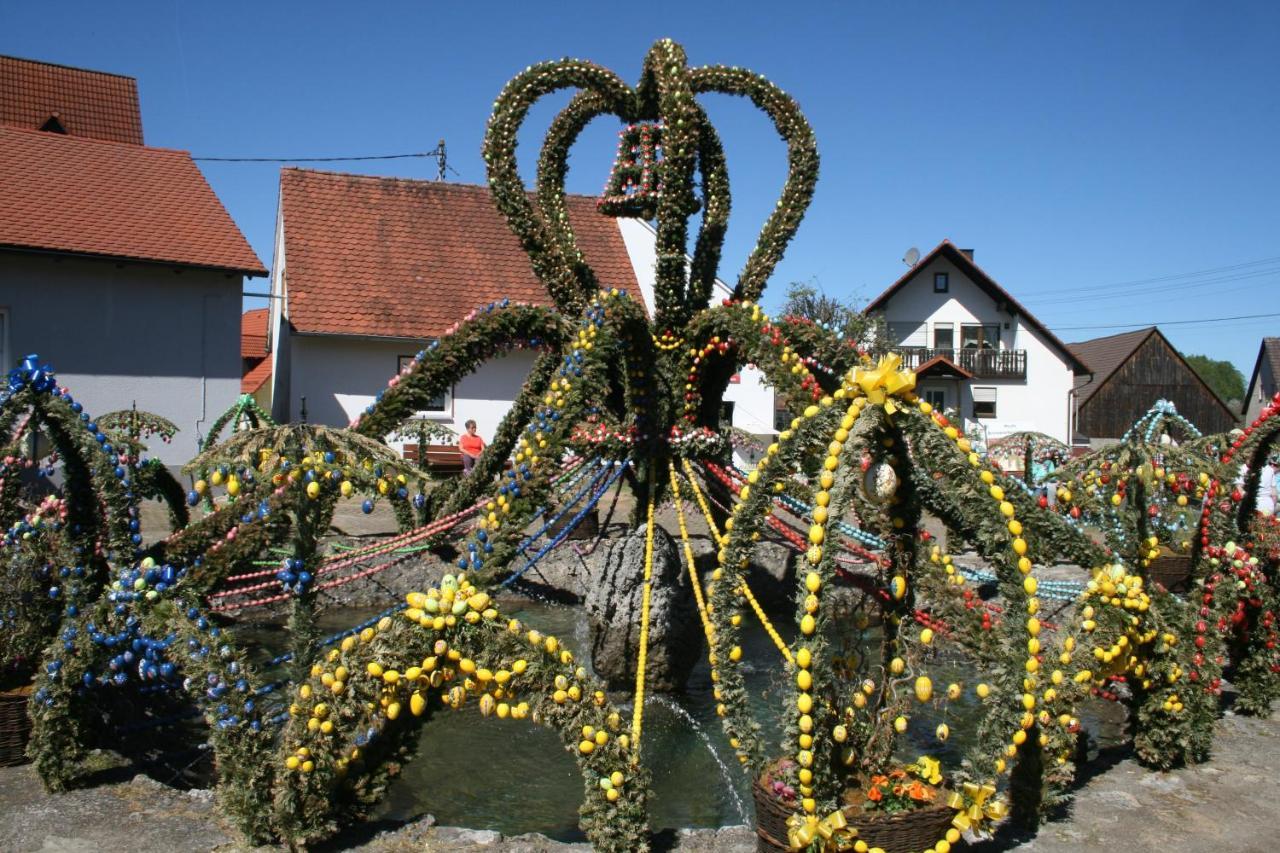 B&B Arlesbrunnen Egloffstein Buitenkant foto